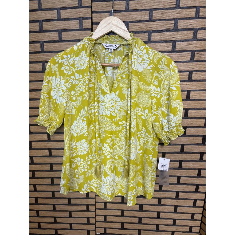 Nanette Lepore Green And White Floral‎ Tie Neck Blouse Size XS